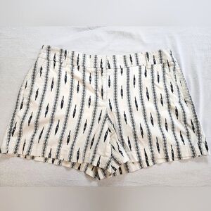 Ann Taylor Loft Women's  Black & White Striped Ornate 100% Cotton Shorts, sz 8